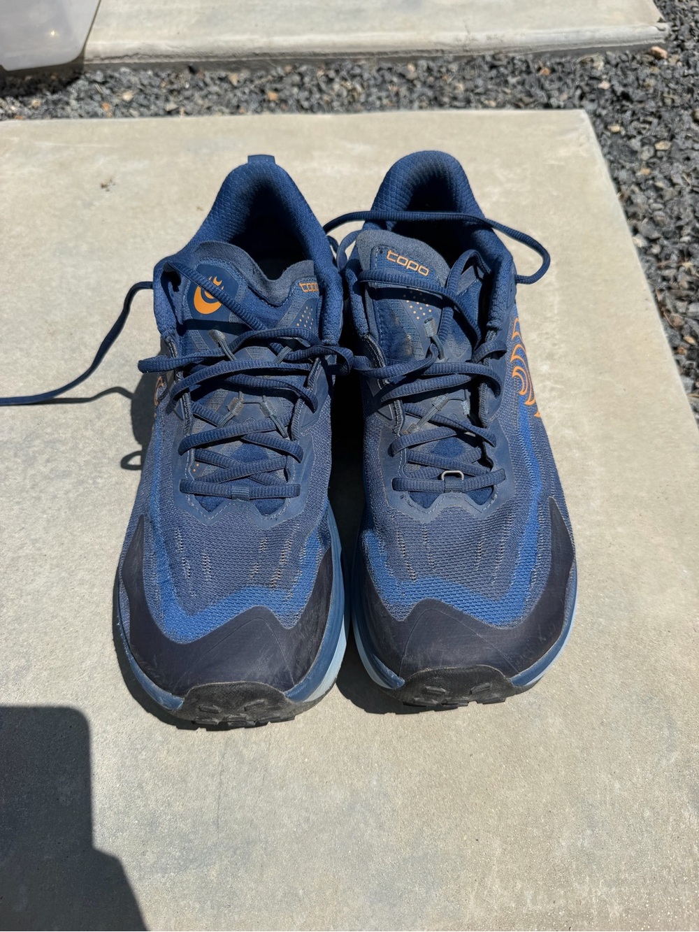 Men’s Topo Vista Trail Shoe. Size 11